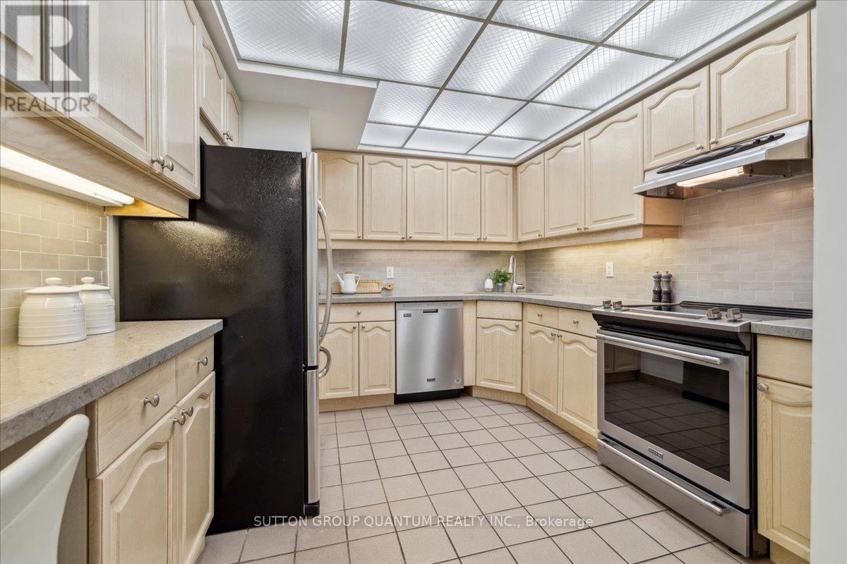 401 - 151 Robinson Street, Oakville, Ontario  L6J 7N3 - Photo 15 - W14111378