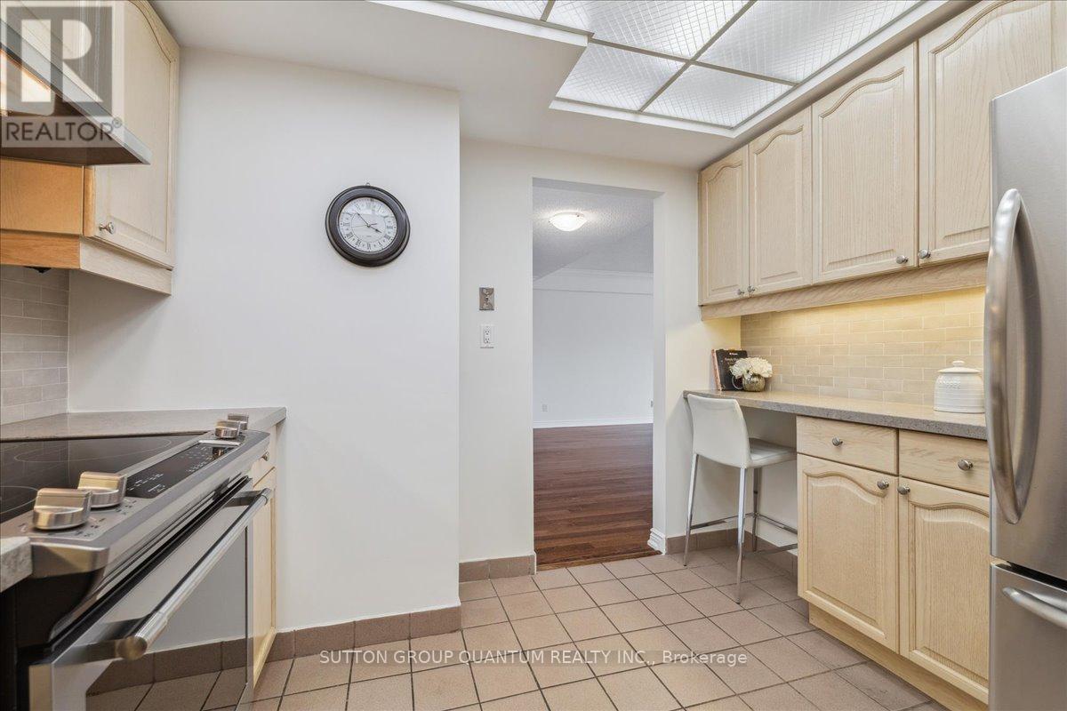 401 - 151 Robinson Street, Oakville, Ontario  L6J 7N3 - Photo 16 - W14111378