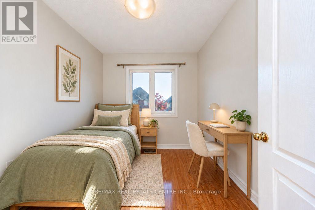 666 Madame Street, Mississauga, Ontario  L5W 1H1 - Photo 6 - W14111420