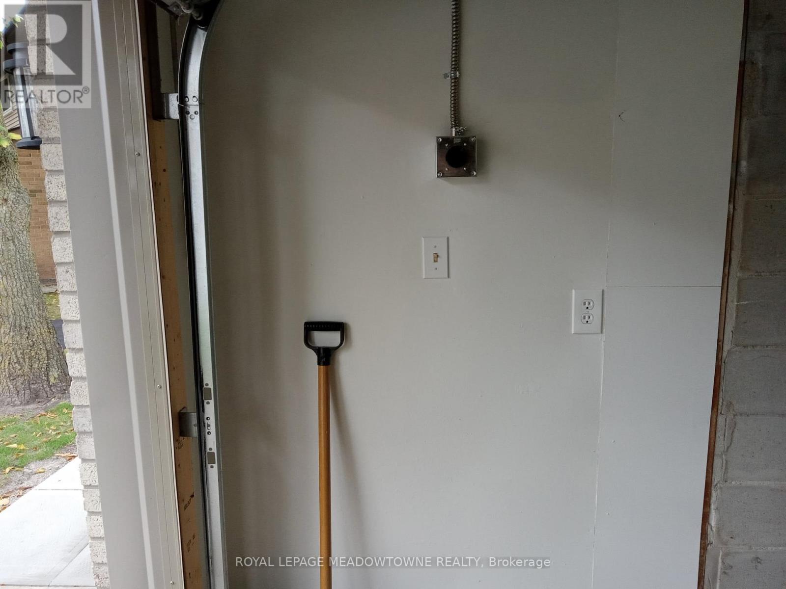 122 Lynden Circle, Halton Hills, Ontario  L7G 4Y8 - Photo 30 - W14107766
