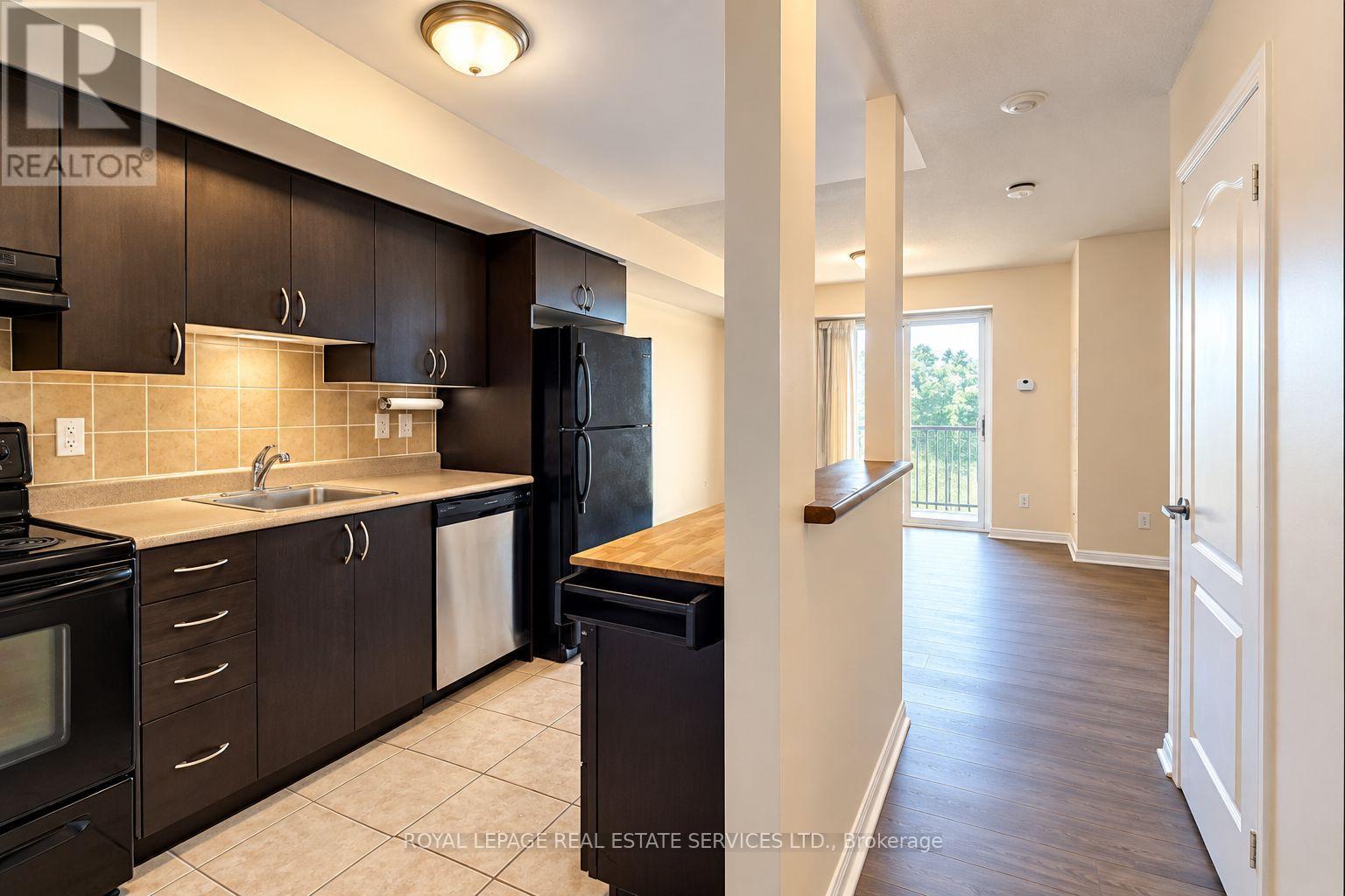1005 - 4 Elsinore Path, Toronto, Ontario  M8V 4G7 - Photo 13 - W14111068