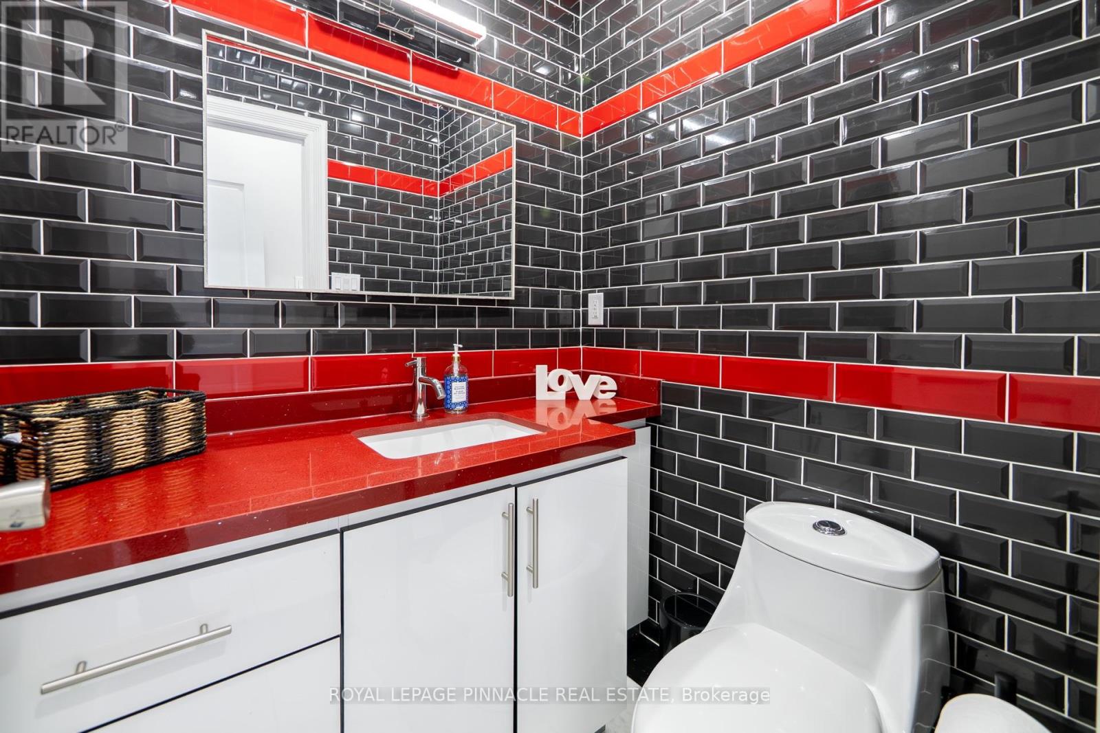 116 East 21st Street, Hamilton, Ontario  L8V 2T4 - Photo 21 - X14111384