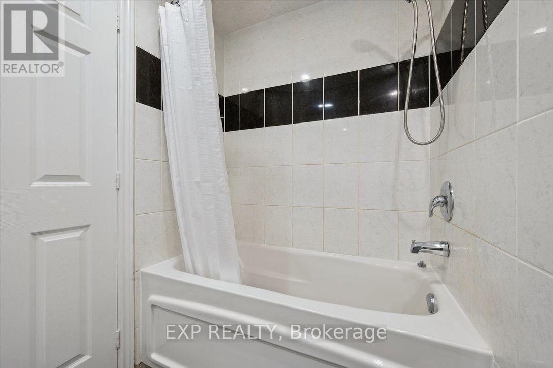 20 - 46 Cedarwoods Crescent, Kitchener, Ontario  N2C 2L7 - Photo 25 - X14109416