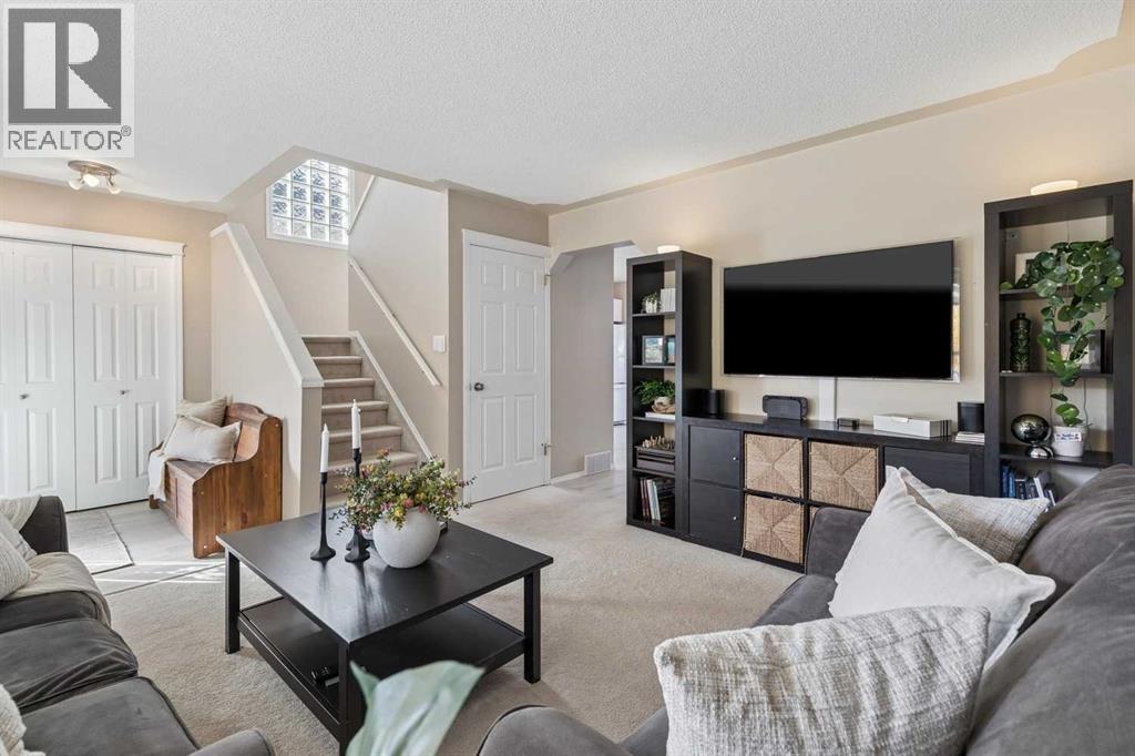 189 Tuscany Valley Way NW, Calgary, Alberta  T3L 2A7 - Photo 7 - A2352551
