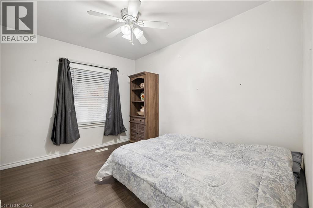 7 Prueter Avenue, Kitchener, Ontario N2H 6G5 - Photo 11 - 40873027