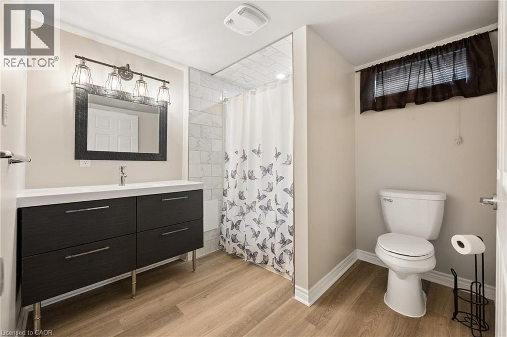 7 Prueter Avenue, Kitchener, Ontario N2H 6G5 - Photo 14 - 40873027