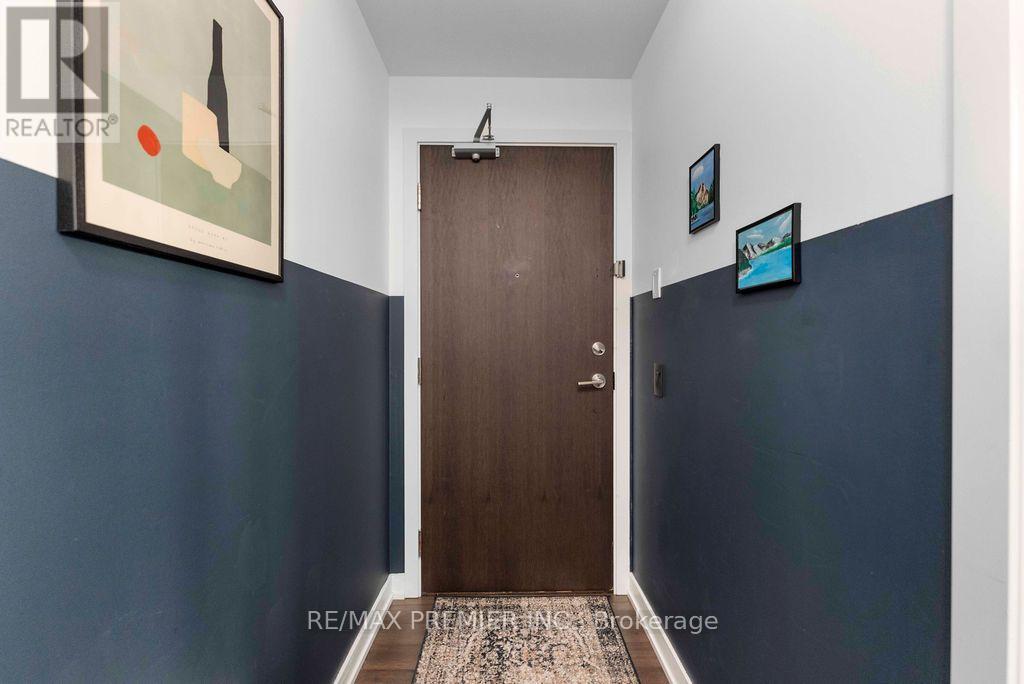 1807 - 10 Park Lawn Road, Toronto, Ontario  M8V 0H9 - Photo 3 - W14009618