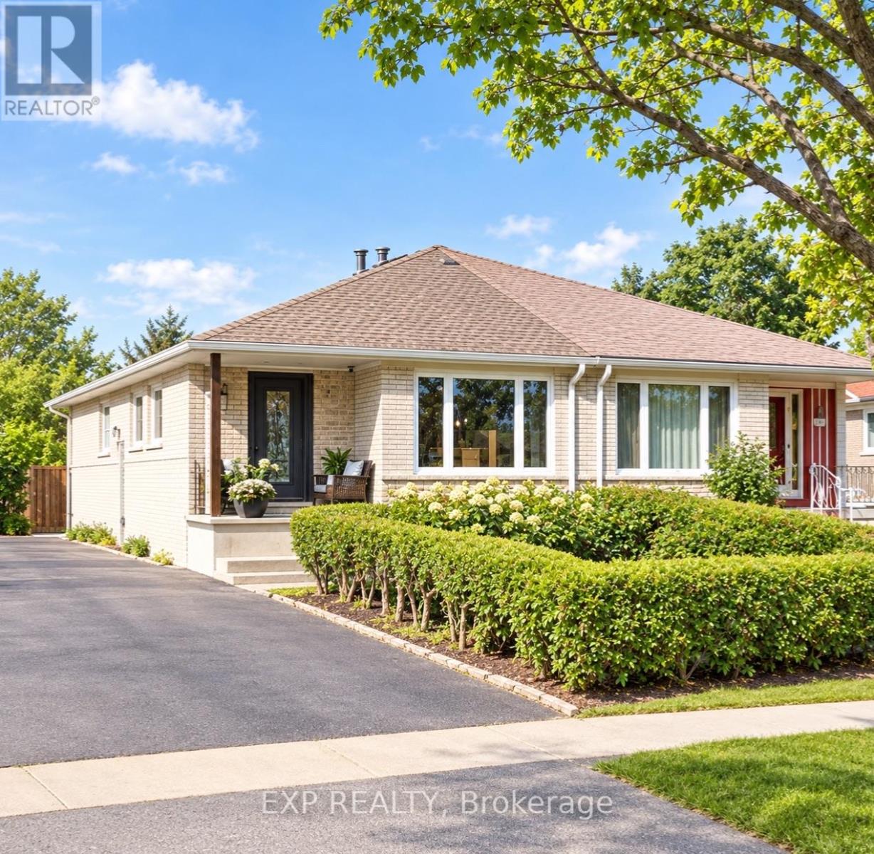 81 LEXINGTON AVENUE, Toronto, Ontario
