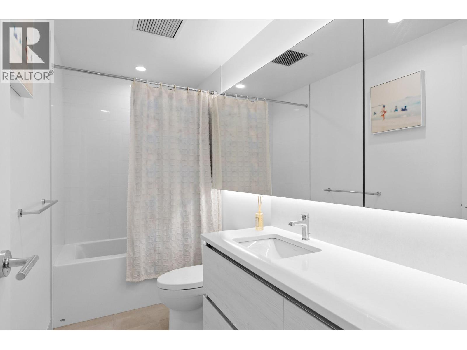 238 Leon Avenue Unit# 1407, Kelowna, British Columbia  V1Y 0N6 - Photo 28 - 10404316