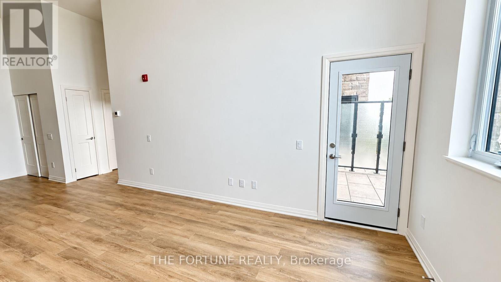 110 - 101 Golden Eagle Road, Waterloo, Ontario  N2V 1C3 - Photo 8 - X14108662