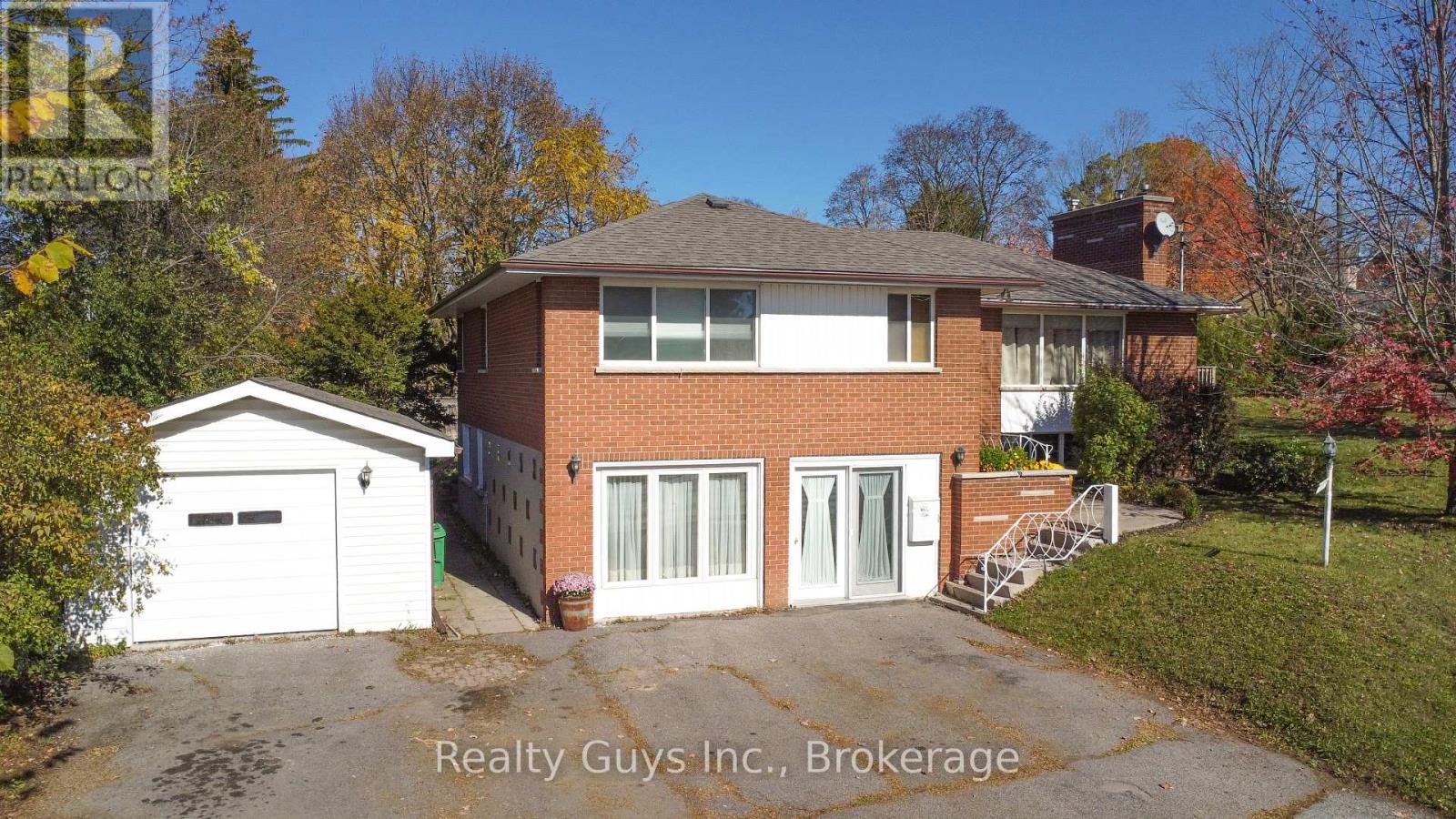 734 Sherbrooke Street, Peterborough, Ontario  K9J 2P9 - Photo 2 - X14111464