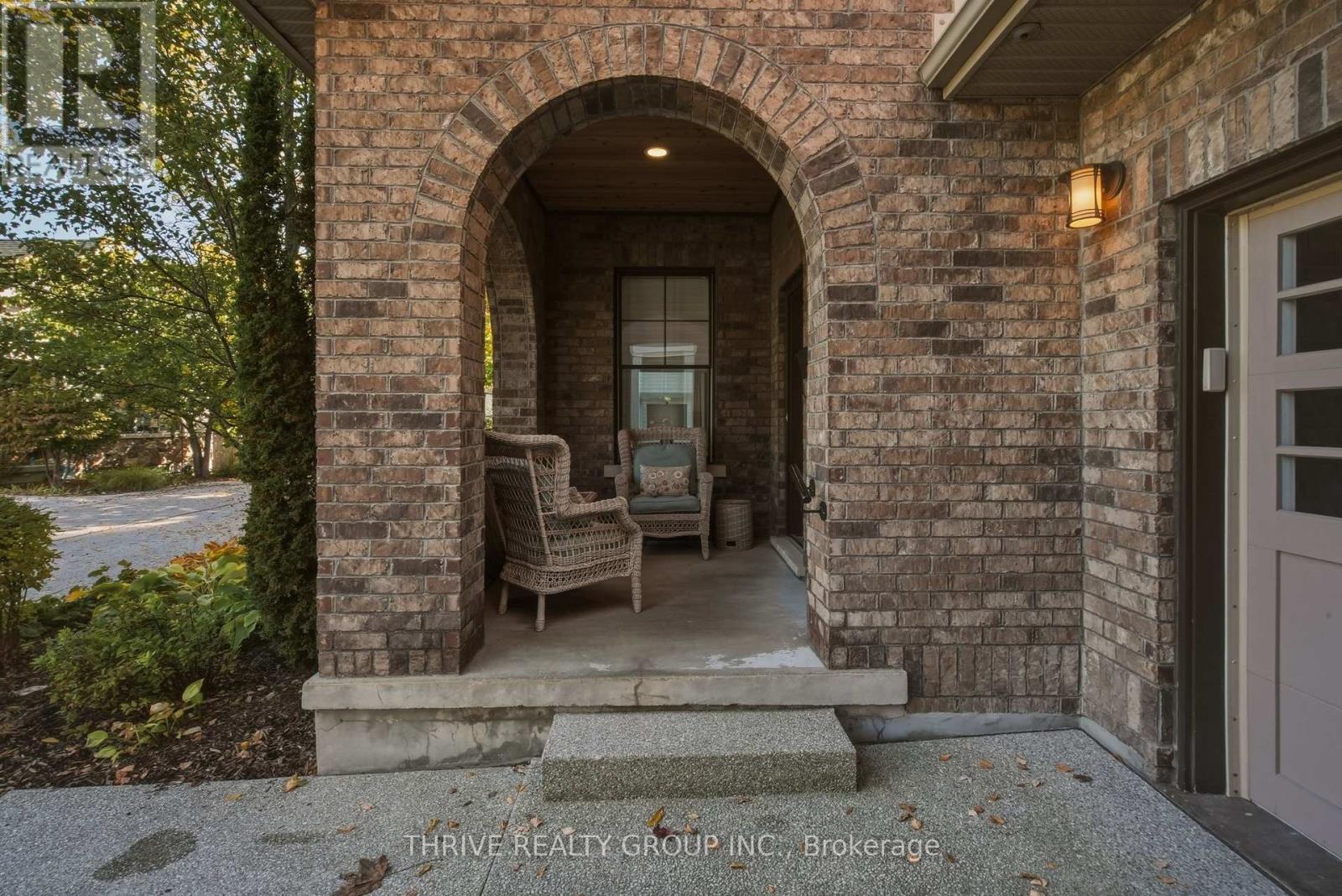 6 - 352 Ridout Street S, London South, Ontario  N6C 3Z5 - Photo 5 - X14111592