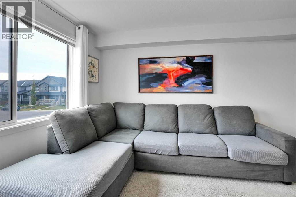 1204, 181 Skyview Ranch Manor NE