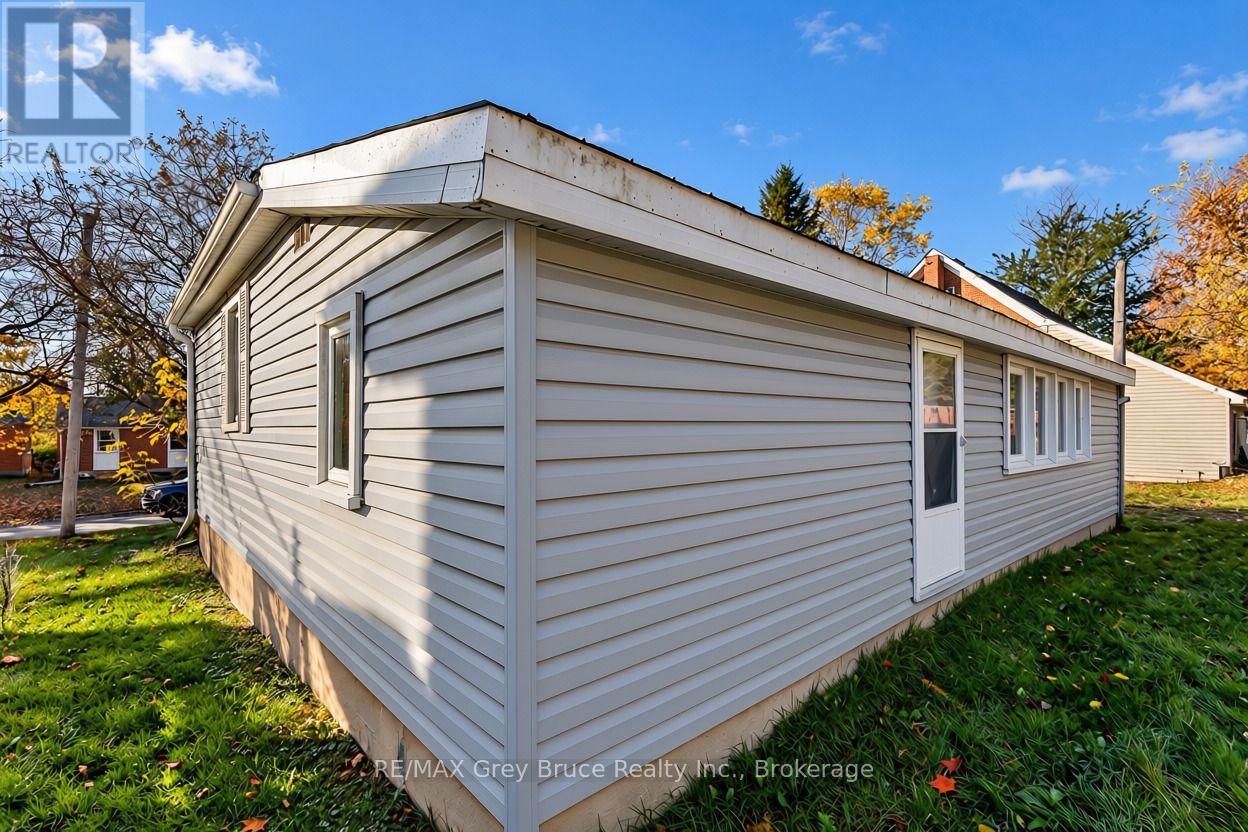 14 3rd Street NW, Arran-Elderslie, Ontario  N0G 1L0 - Photo 38 - X14111486