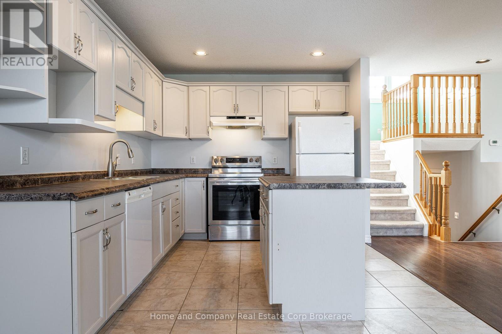 82 Walsh Crescent, Stratford, Ontario  N5A 7X8 - Photo 12 - X14111524