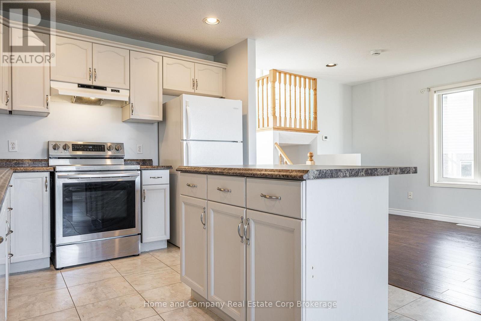 82 Walsh Crescent, Stratford, Ontario  N5A 7X8 - Photo 13 - X14111524