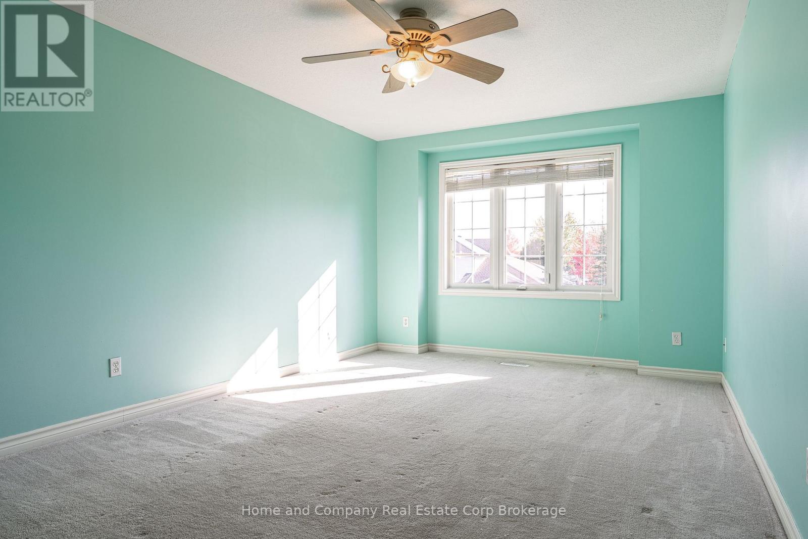 82 Walsh Crescent, Stratford, Ontario  N5A 7X8 - Photo 3 - X14111524