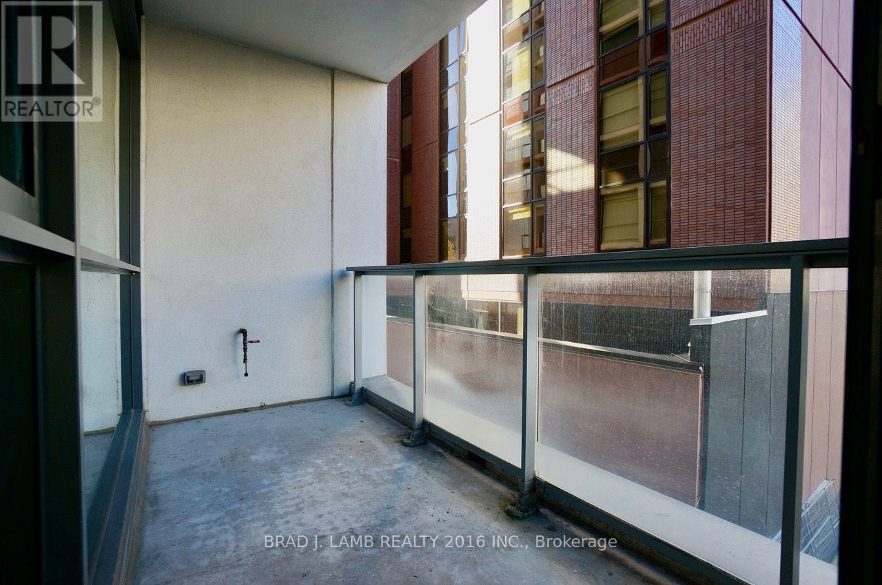 301 - 39 Brant Street, Toronto, Ontario  M5V 0M8 - Photo 13 - C14111474