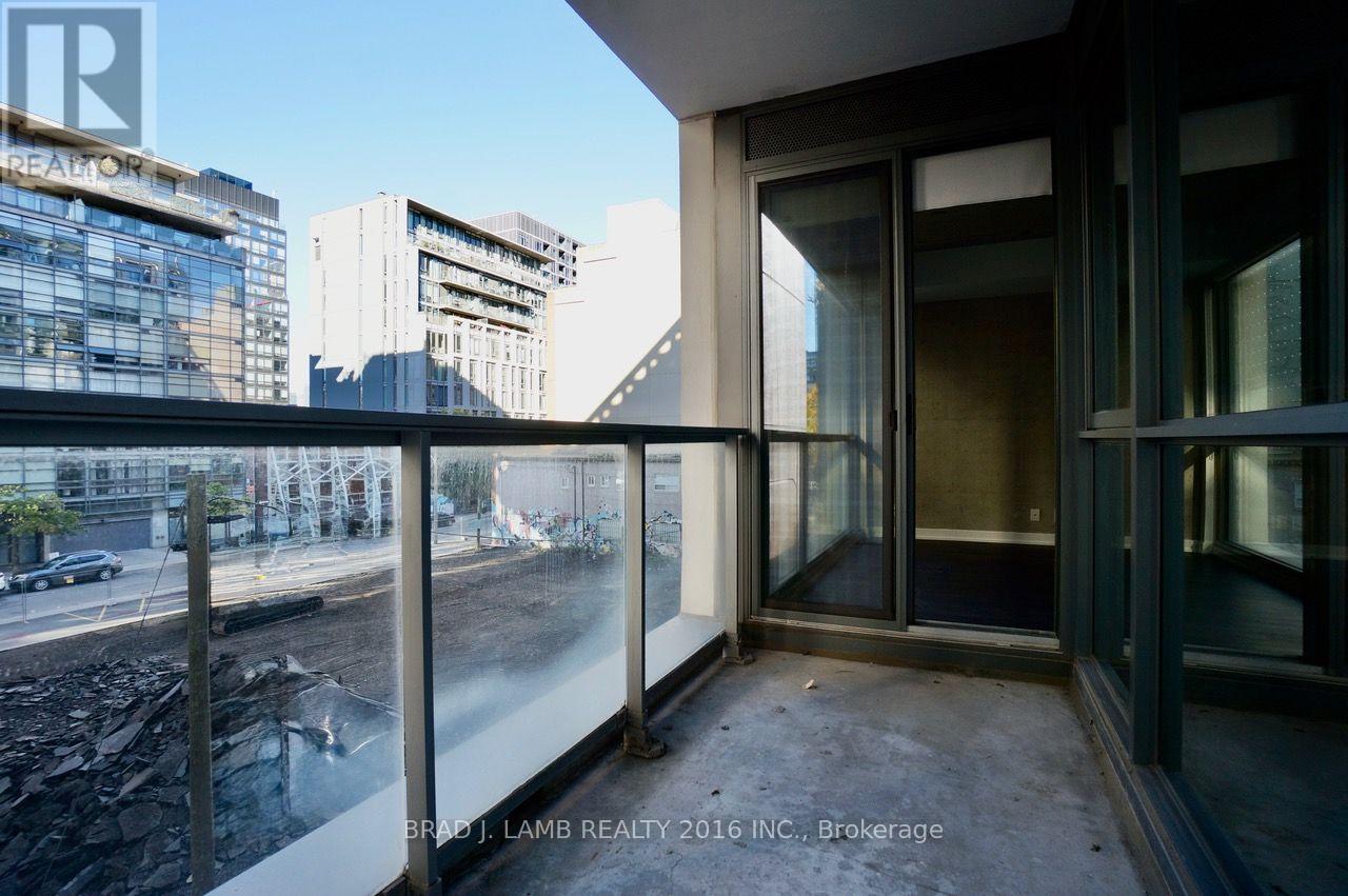 301 - 39 Brant Street, Toronto, Ontario  M5V 0M8 - Photo 14 - C14111474