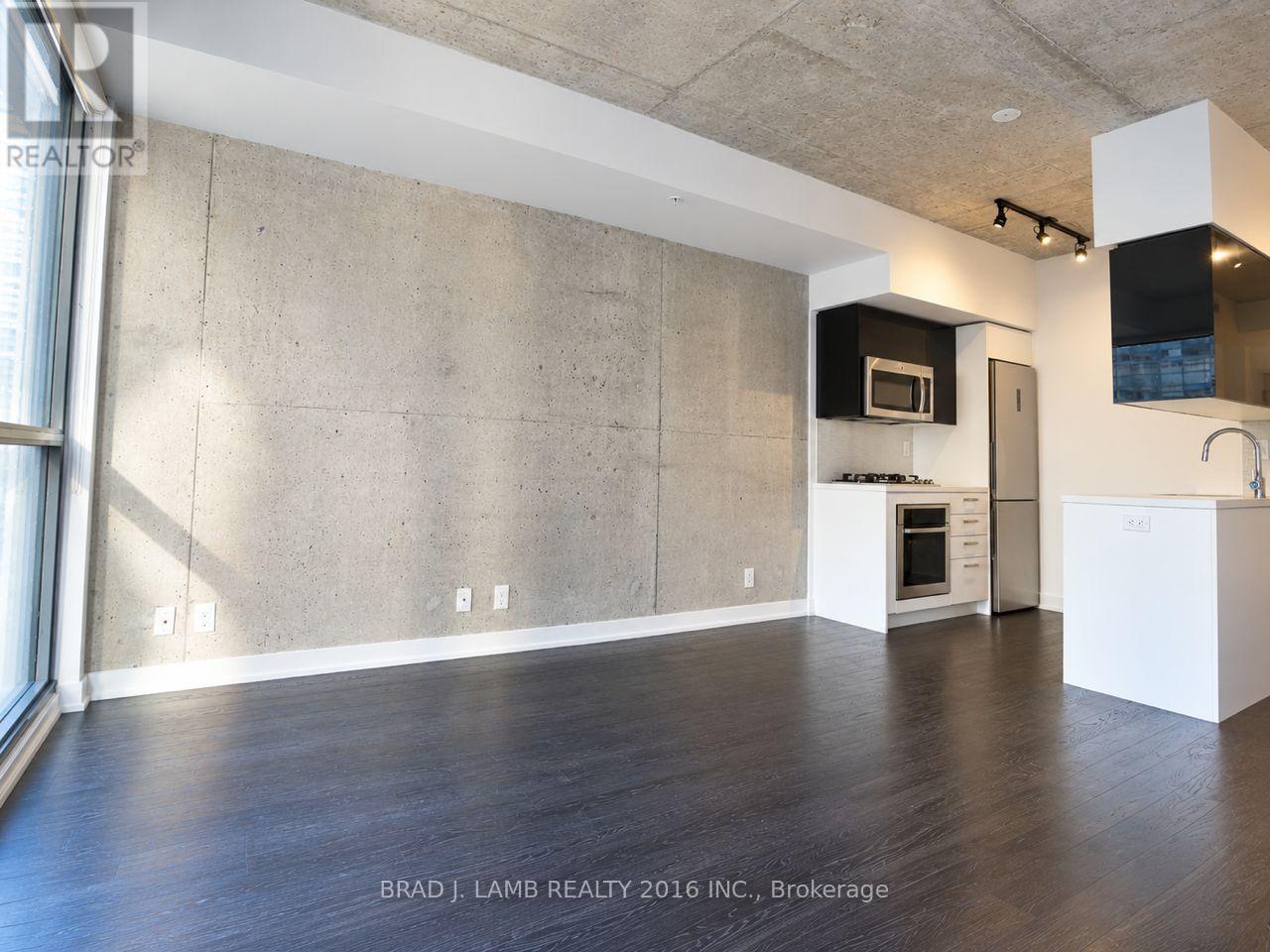 301 - 39 Brant Street, Toronto, Ontario  M5V 0M8 - Photo 3 - C14111474
