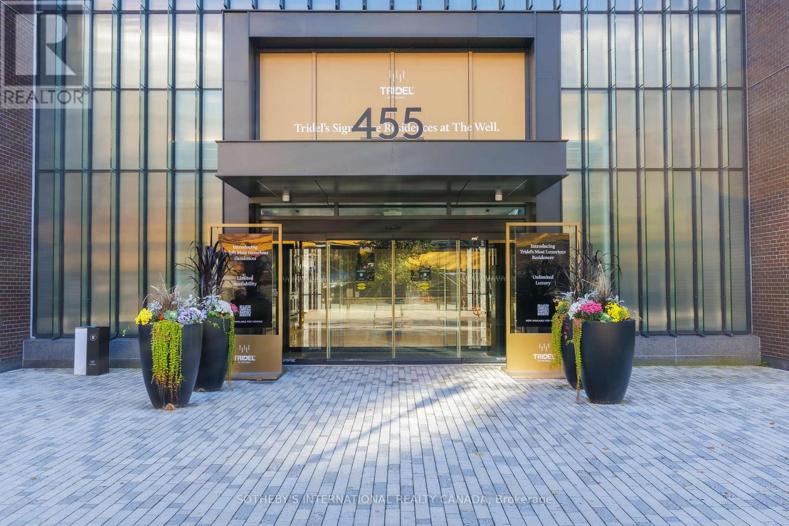 706 - 455 Wellington Street W, Toronto, Ontario  M5V 0V8 - Photo 2 - C14111622