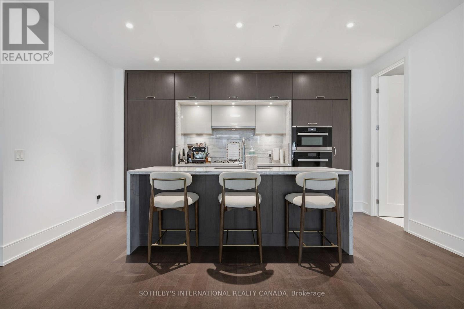 706 - 455 Wellington Street W, Toronto, Ontario  M5V 0V8 - Photo 8 - C14111622