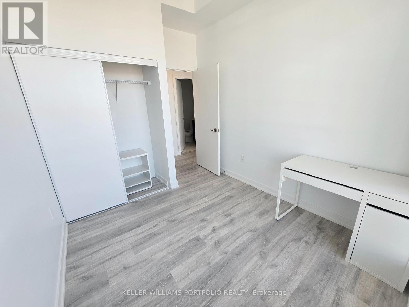 3408 - Furnished - 8 Olympic Garden Drive, Toronto, Ontario  M2M 0B9 - Photo 16 - C14111682