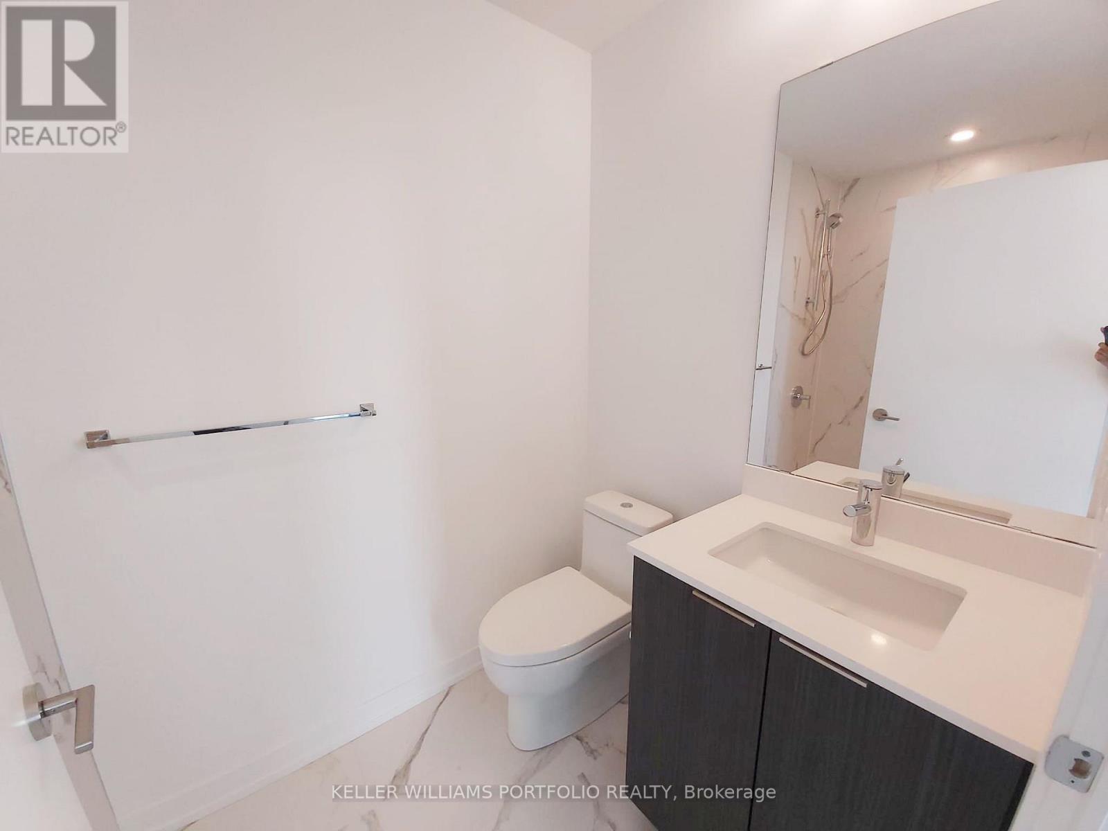 3408 - Furnished - 8 Olympic Garden Drive, Toronto, Ontario  M2M 0B9 - Photo 17 - C14111682