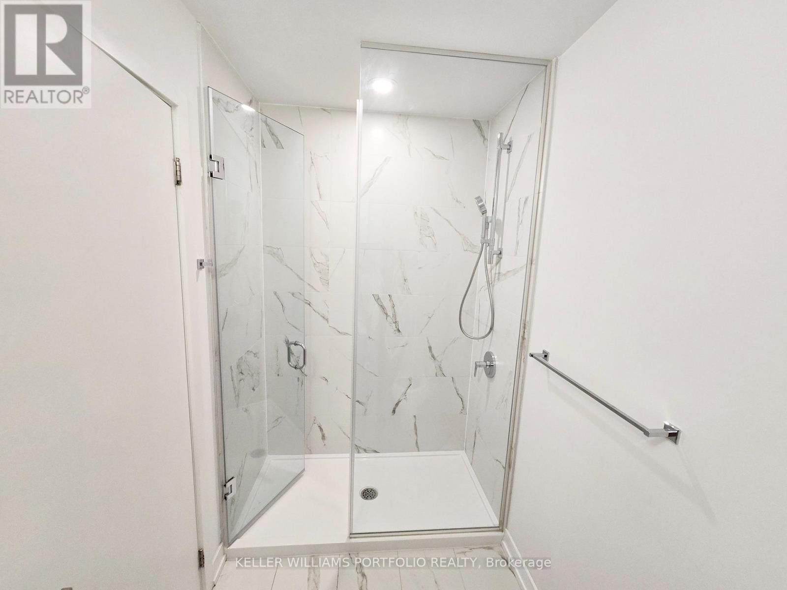 3408 - Furnished - 8 Olympic Garden Drive, Toronto, Ontario  M2M 0B9 - Photo 18 - C14111682