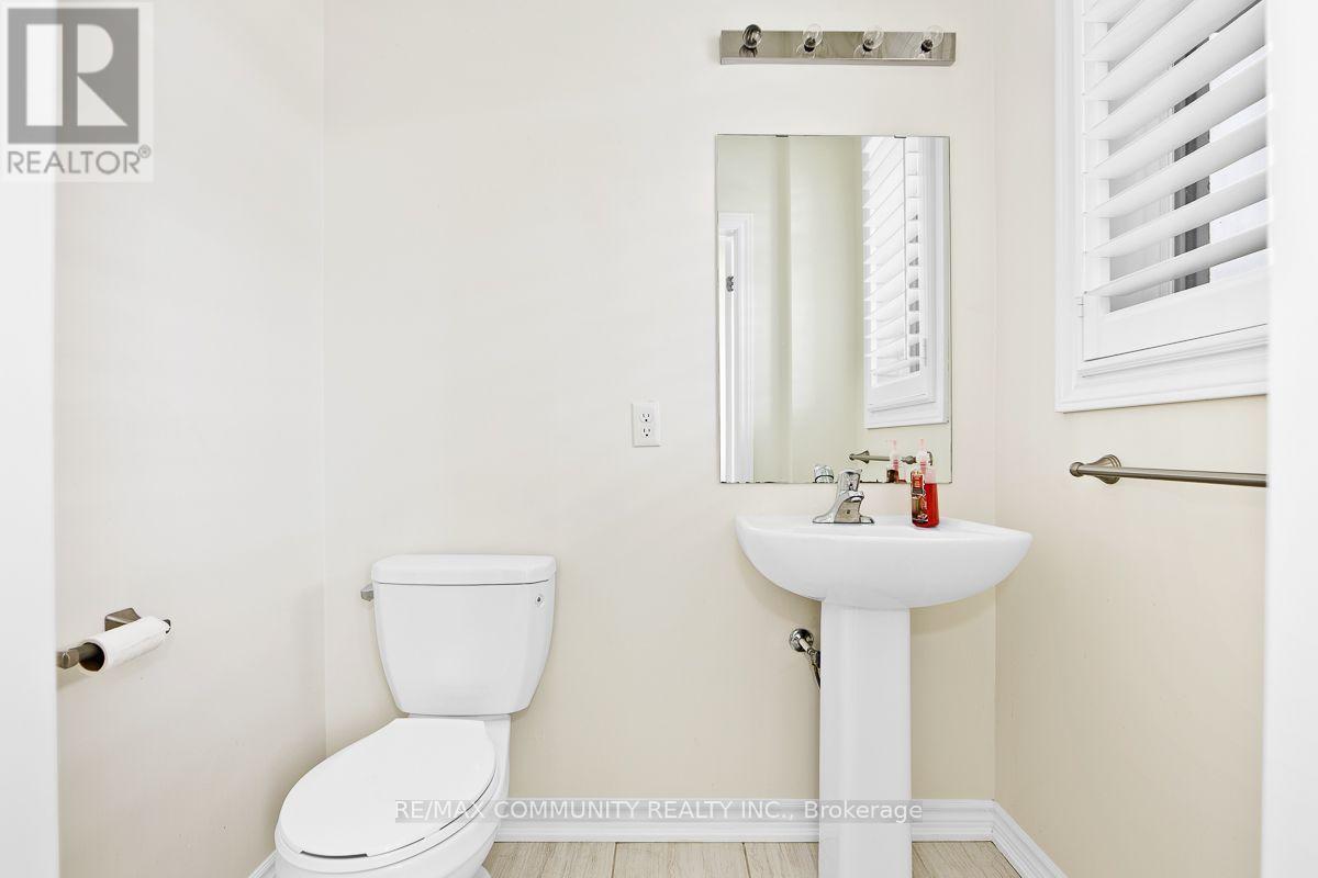 1119 Cameo Street, Pickering, Ontario  L1X 0L7 - Photo 12 - E14111688