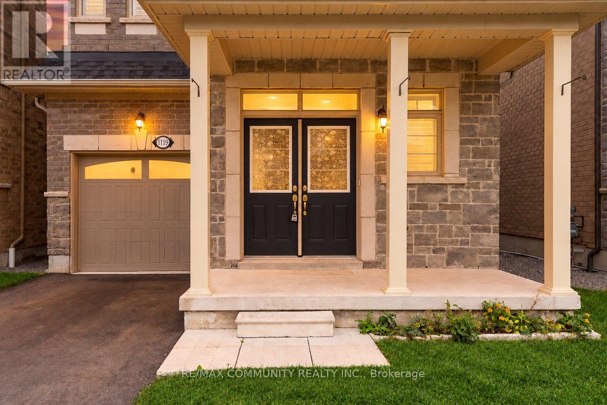 1119 Cameo Street, Pickering, Ontario  L1X 0L7 - Photo 2 - E14111688