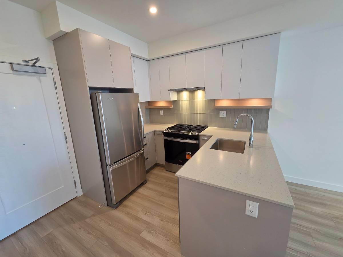 321 13760 75 A Avenue, Surrey, British Columbia  V3W 6T5 - Photo 3 - R3172062