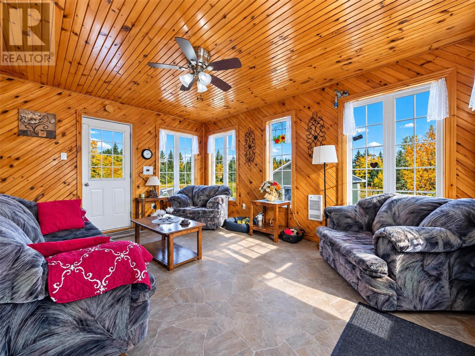 1 Pitts Pond Road, Terra Nova — photo 20