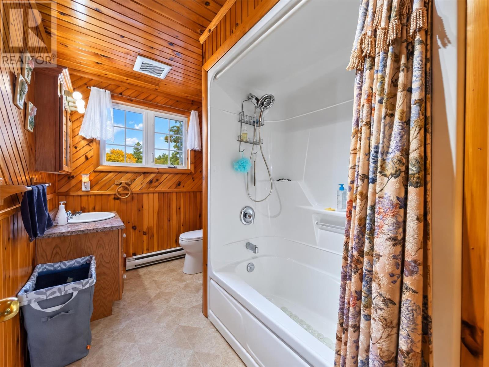 1 Pitts Pond Road, Terra Nova — photo 30