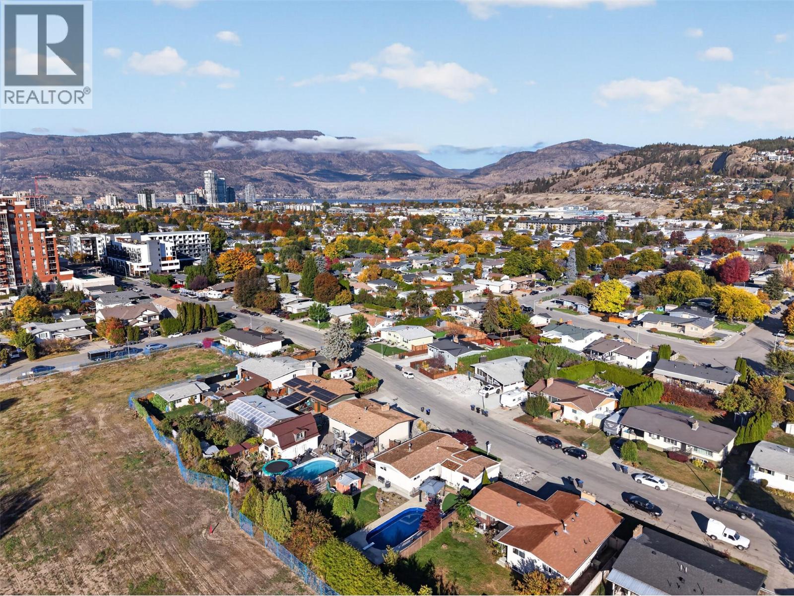 1261 Lawson Avenue, Kelowna, British Columbia  V1Y 6V1 - Photo 46 - 10400817