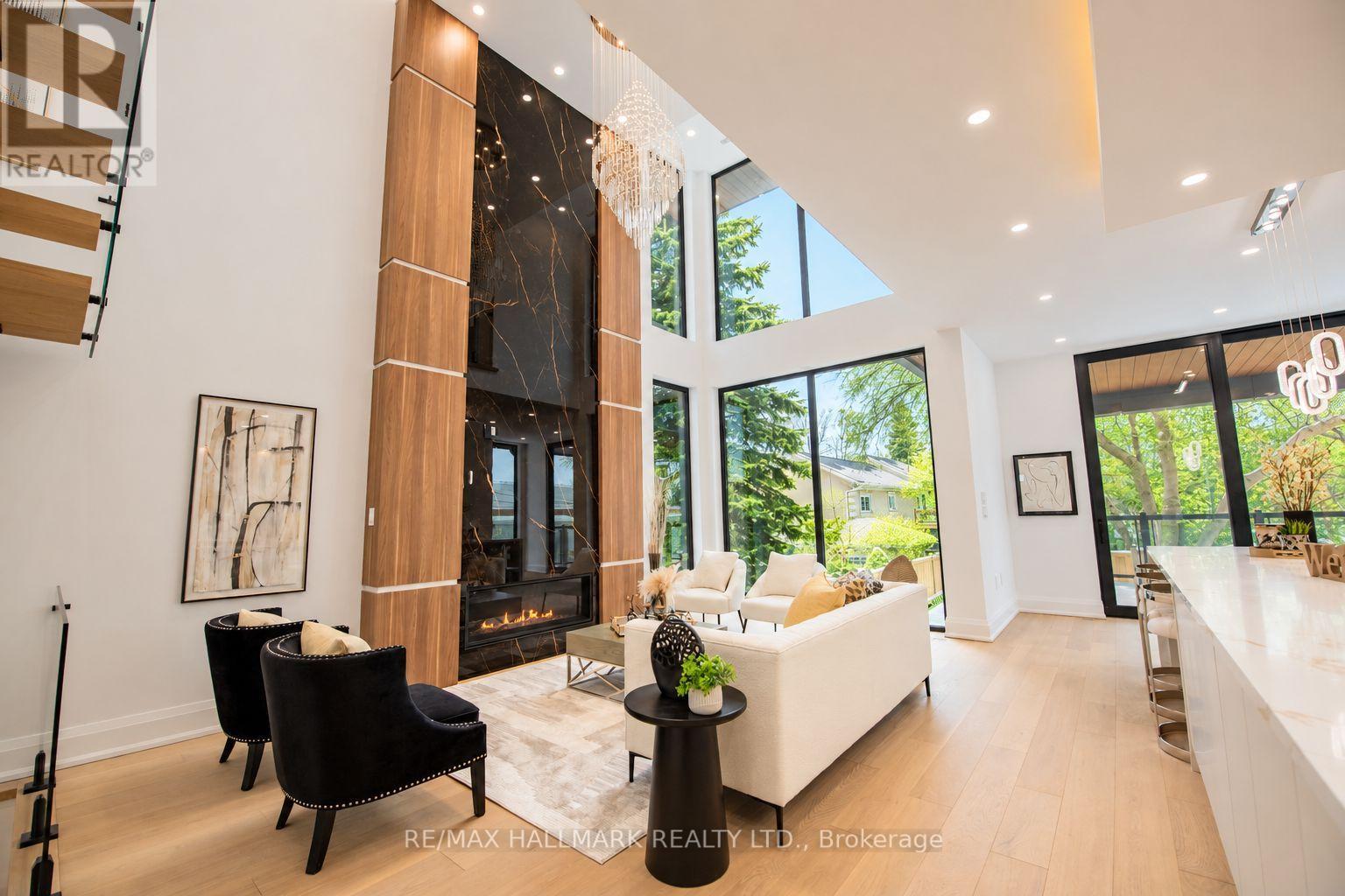 52 Wildwood Avenue, Richmond Hill, Ontario  L4E 3B3 - Photo 4 - N14111532