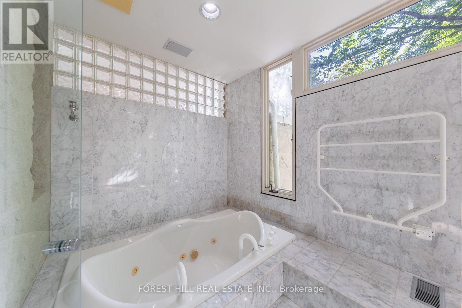 38 Riverside Boulevard, Vaughan, Ontario  L4J 1H3 - Photo 21 - N14111674