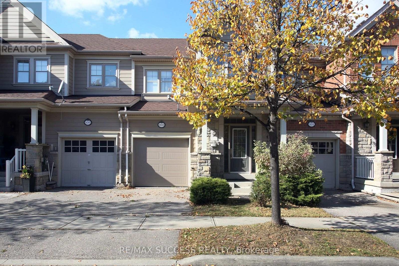 103 Donovan Heights, Milton, Ontario  L9T 0R4 - Photo 1 - W14111604