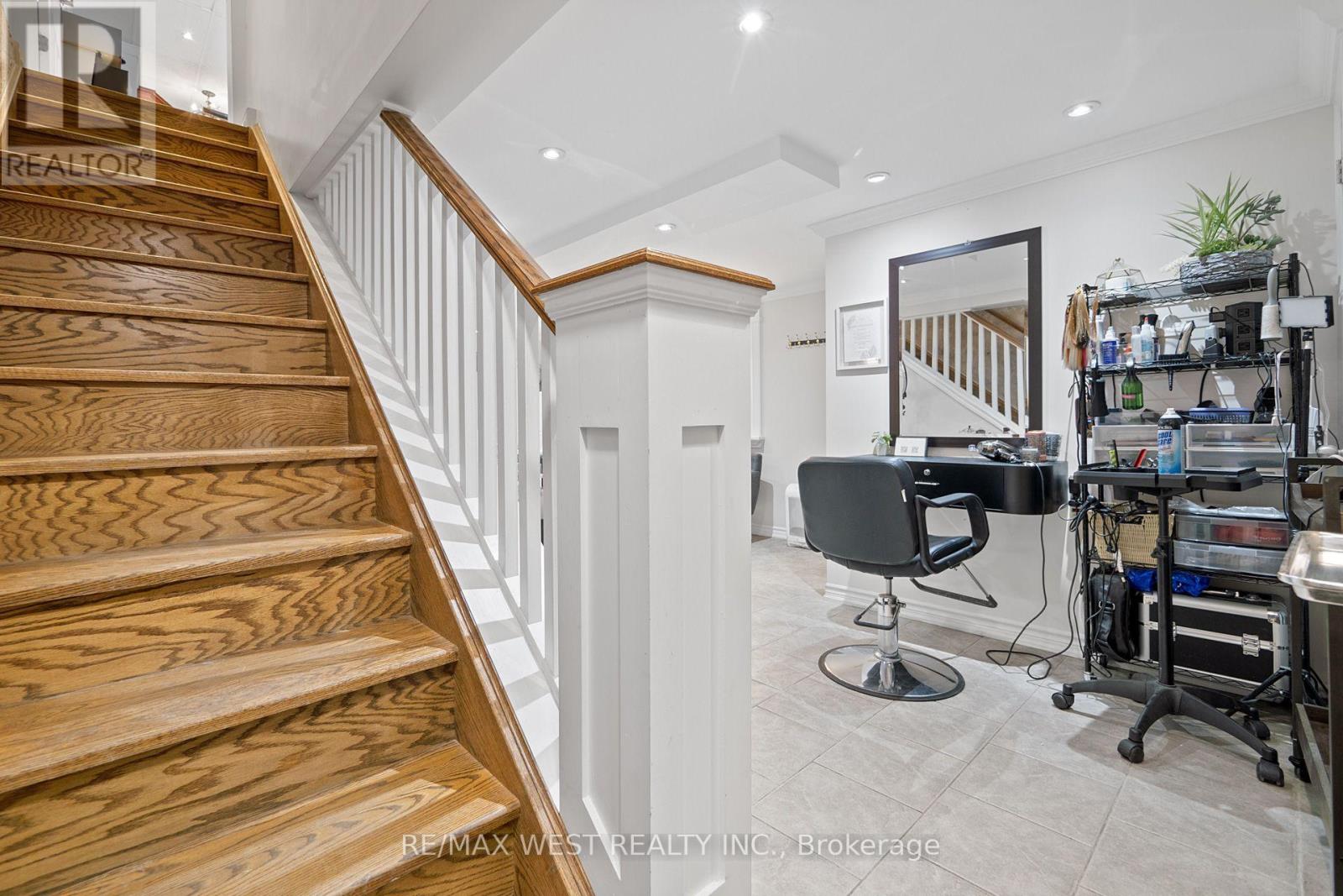 578 Marlee Avenue, Toronto, Ontario  M6B 3J5 - Photo 13 - W14111662