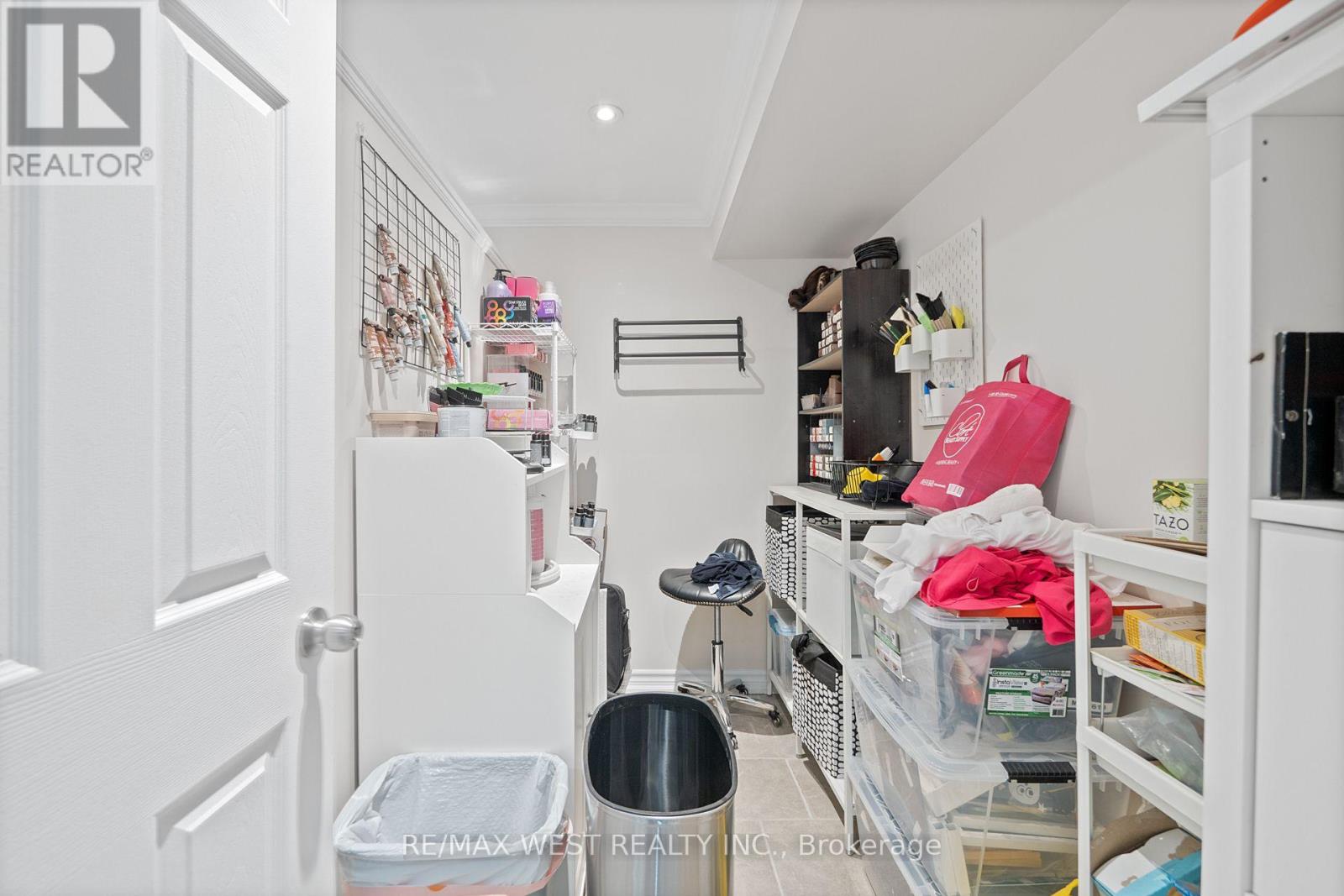 578 Marlee Avenue, Toronto, Ontario  M6B 3J5 - Photo 19 - W14111662