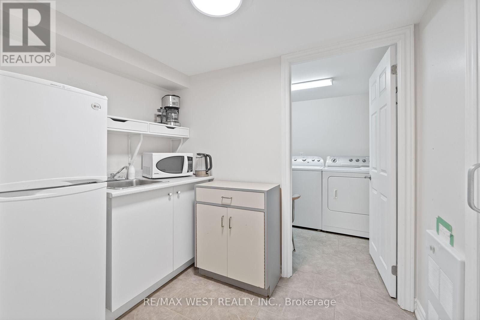 578 Marlee Avenue, Toronto, Ontario  M6B 3J5 - Photo 22 - W14111662