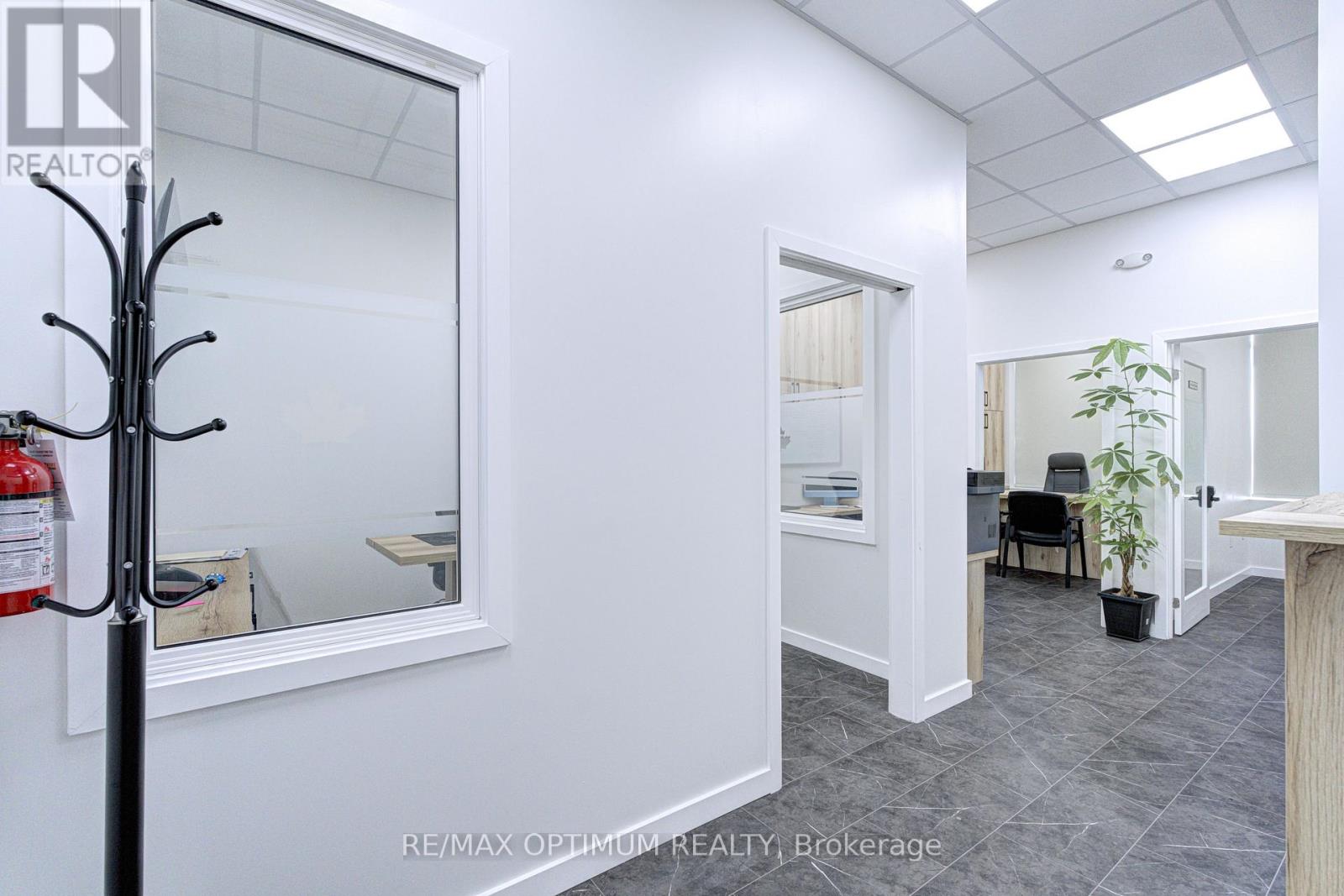 208 - 3465 Platinum Drive, Mississauga, Ontario  L5M 2S1 - Photo 5 - W14111686