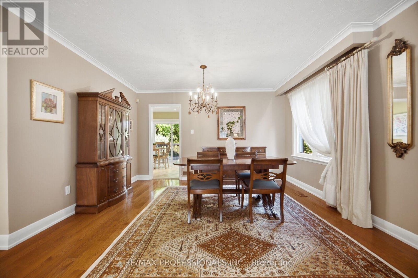14 Strathdee Drive, Toronto, Ontario  M9R 1A4 - Photo 11 - W14111696