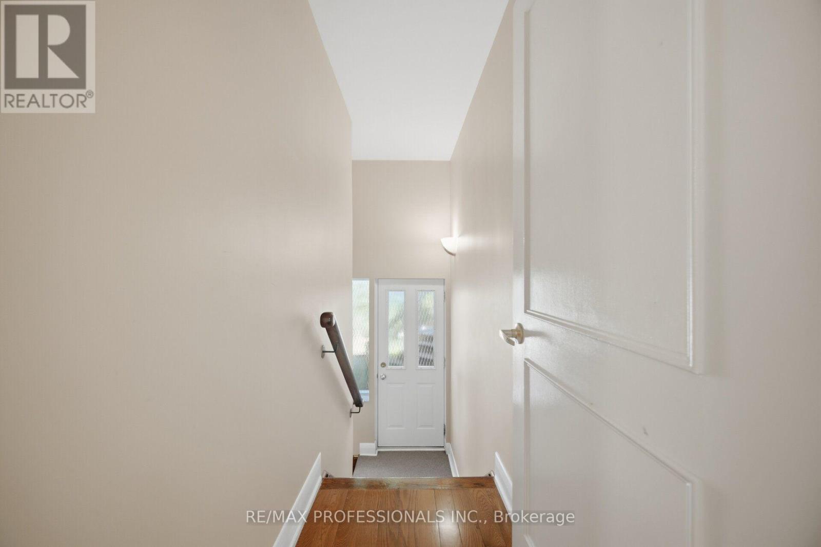 14 Strathdee Drive, Toronto, Ontario  M9R 1A4 - Photo 27 - W14111696