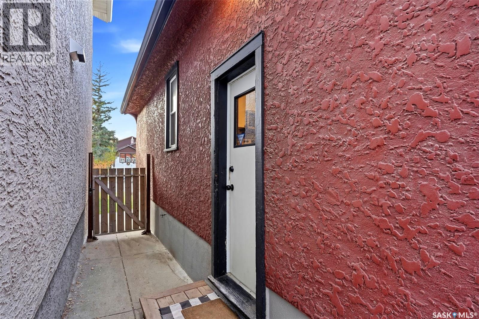 2263 Queen Street, Regina, Saskatchewan  S4T 4C6 - Photo 28 - SK051833