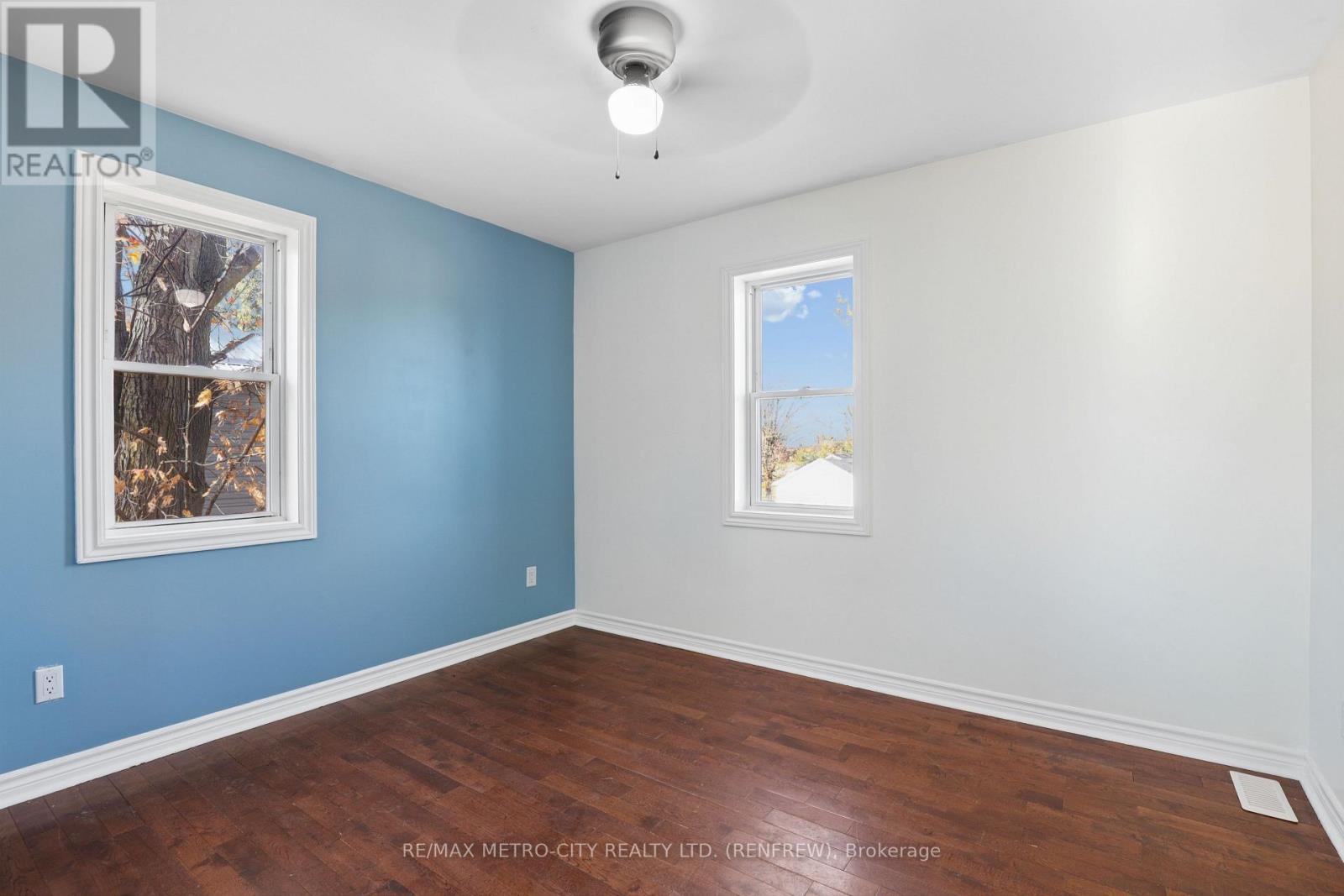 211 Mcandrew Avenue, Renfrew, Ontario  K7V 3X2 - Photo 21 - X14110694