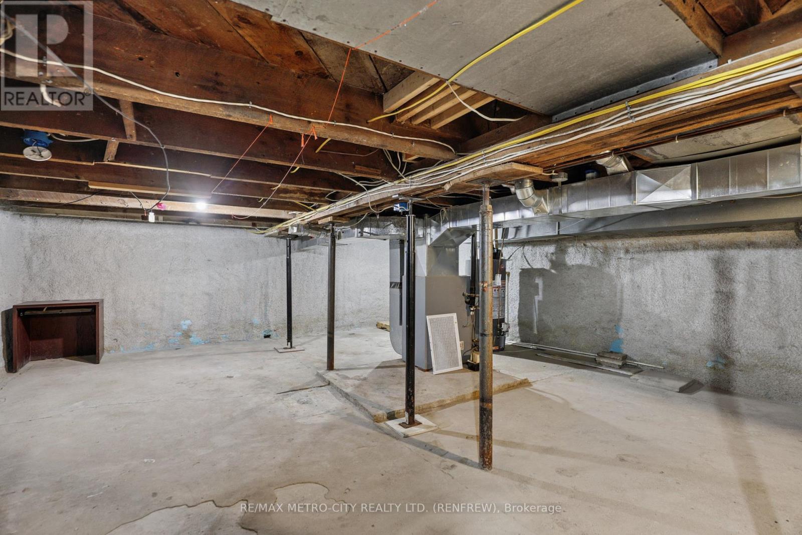 211 Mcandrew Avenue, Renfrew, Ontario  K7V 3X2 - Photo 25 - X14110694