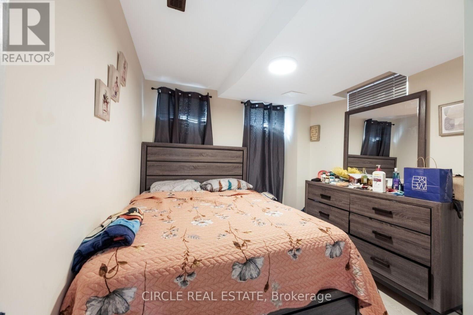 13 Lady Evelyn Crescent, Brampton, Ontario  L6Y 6C7 - Photo 38 - W14108490