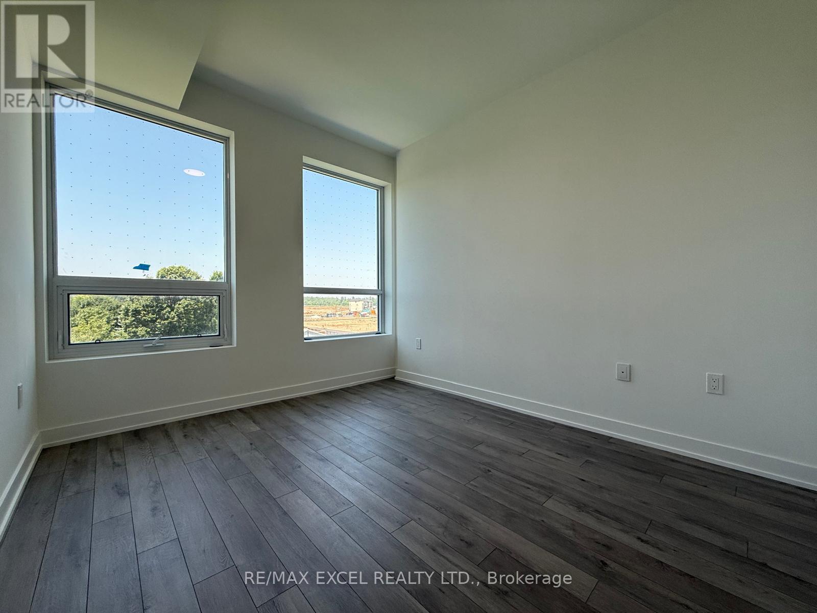 330 - 1005 Dundas Street E, Oakville, Ontario  L6H 8C7 - Photo 8 - W13837834