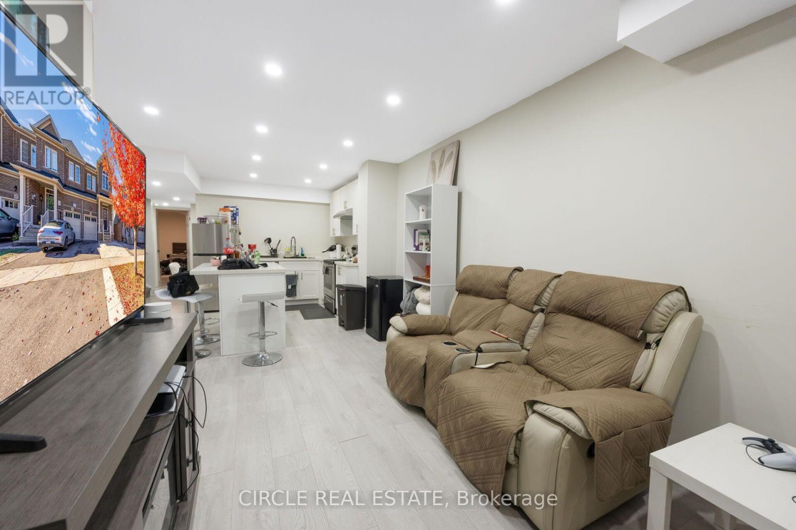 13 Lady Evelyn Crescent, Brampton, Ontario  L6Y 6C7 - Photo 33 - W14108490